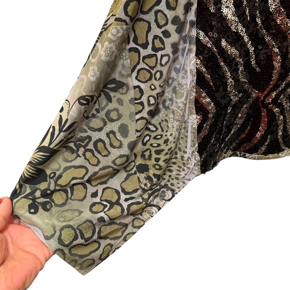 Citi Life Sequined Paisley Asymmetrical Hemline Sleeveless V-Neck Top Size L - Picture 4 of 8